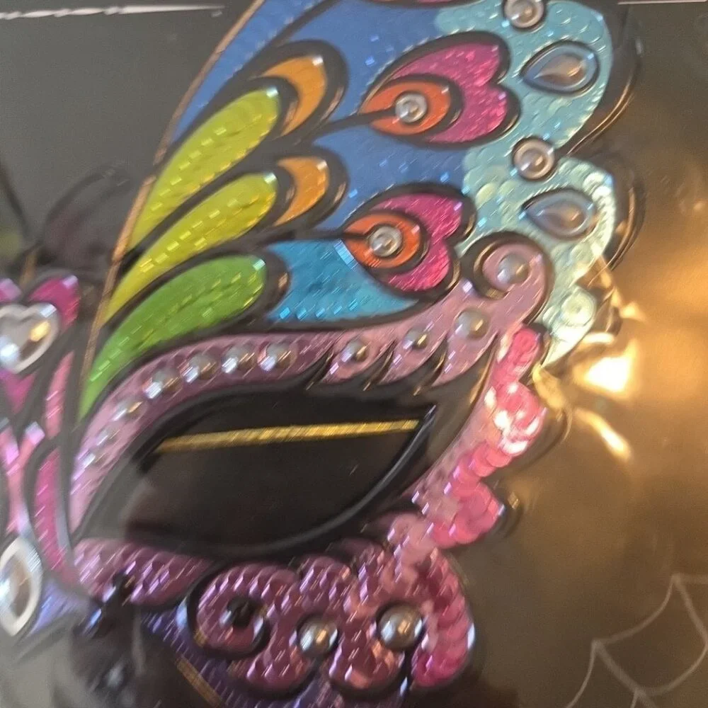 Masquerade Metallic Embossed Mask Butterfly Halloween Party NEW In Pkg